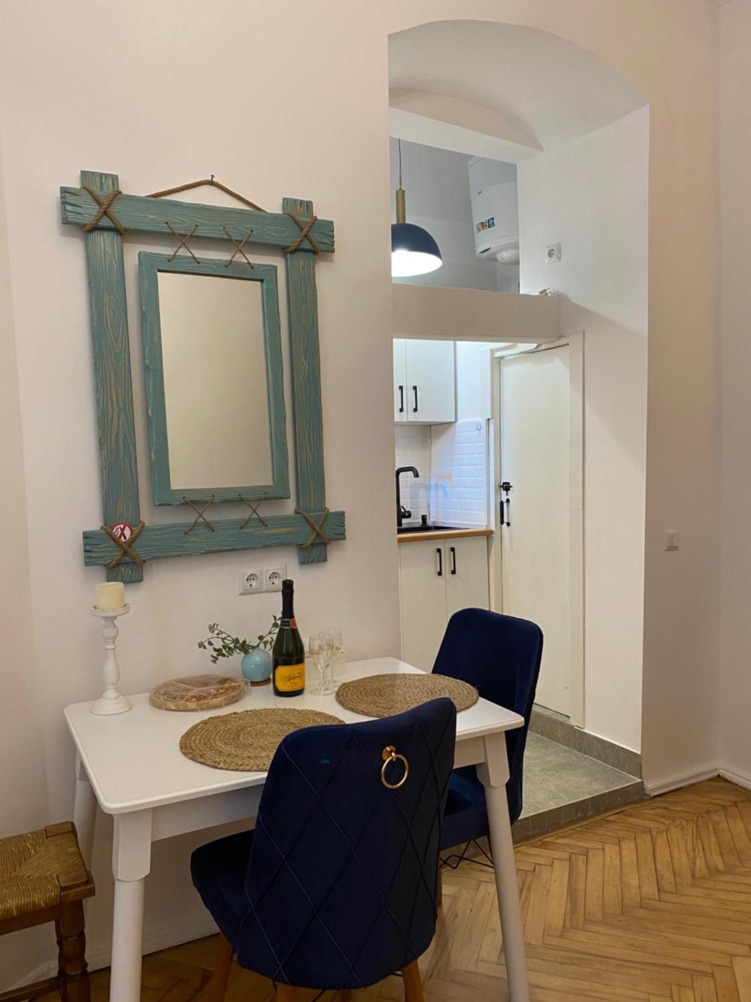 Old Tbilisi City Center, Two - Room Apartment Eksteriør bilde